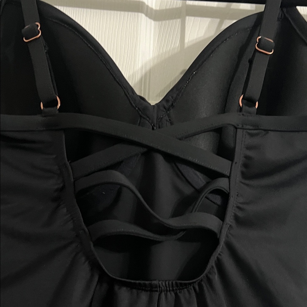 Miraclesuit - Picture 3 of 5